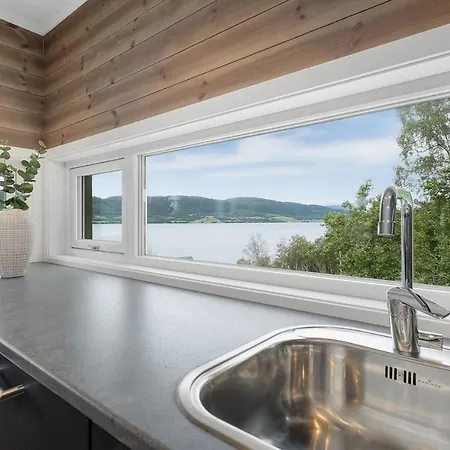Nettes Ferienhaus In Gjemnes Mit Grill, Terrasse Und Garten *